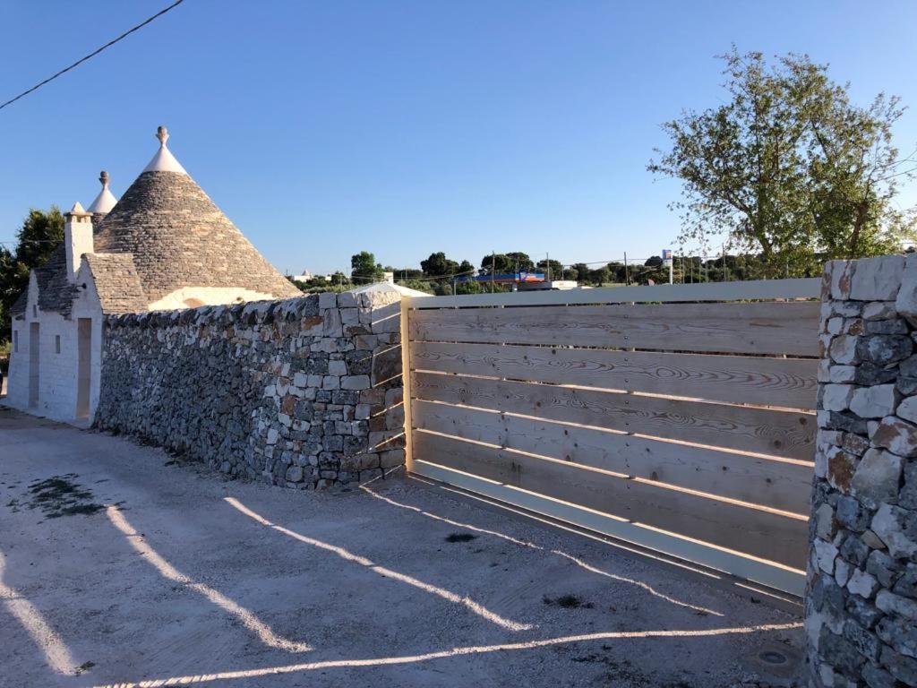 Trulli Le 2 Nicchie Villa Locorotondo Bagian luar foto