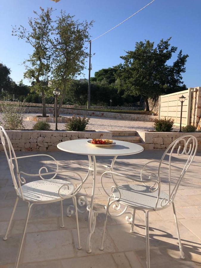 Trulli Le 2 Nicchie Villa Locorotondo Bagian luar foto