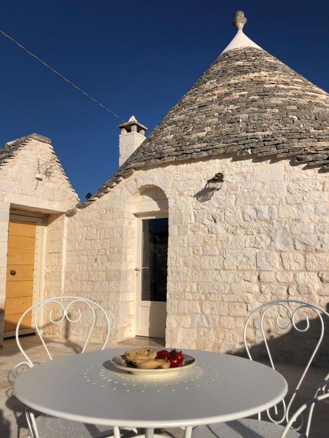 Trulli Le 2 Nicchie Villa Locorotondo Bagian luar foto